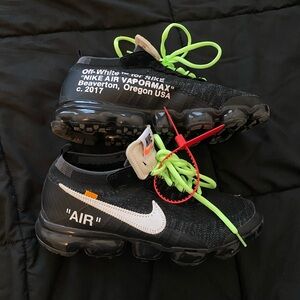 Nike Off-White Air Vapormax Black with Green Laces